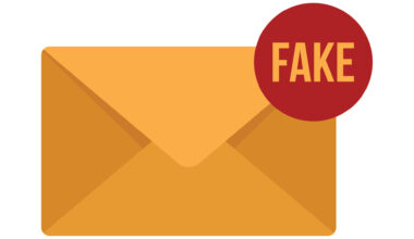 fake mail news icon flat isolated vector Sahte E-postaları Nasıl Tanıyabiliriz ve E-posta Hesabınız Hack’lenirse Ne Yapmalısınız?